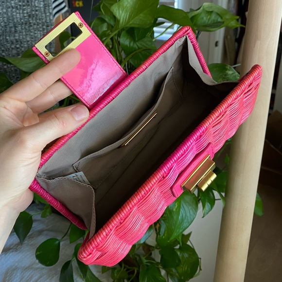 Pink rattan clutch - Picture 5 of 10